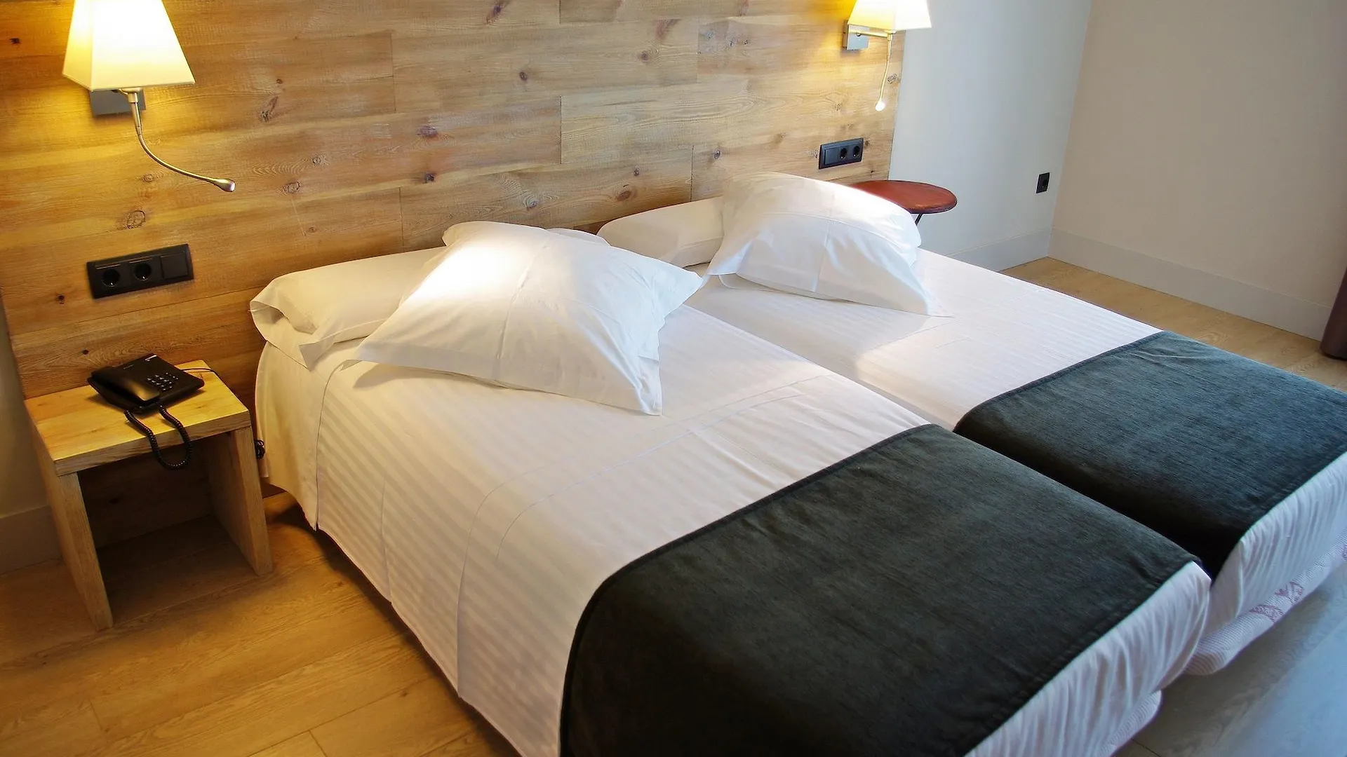 Aparthotel Arrels D'Emporda Palafrugell 4*,  España