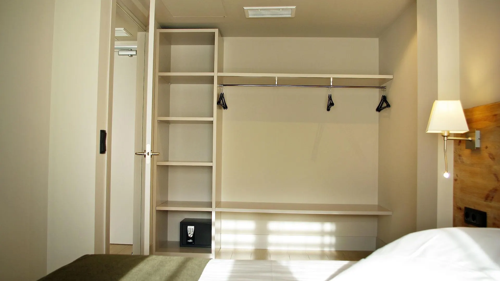 Aparthotel Arrels D'Emporda Palafrugell